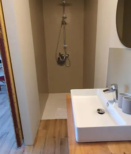 The Project Bed & Breakfast Heerlen