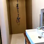 Bed & Breakfast The Project